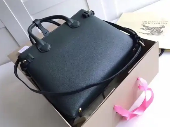 Official First Bag Ru in Check Medium Banner The Burberry and House Leather 0509